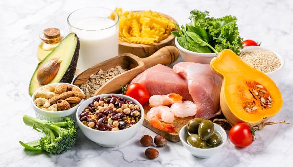 Zdravý jídelníček napomáhá udržet optimální hladinu cholesterolu